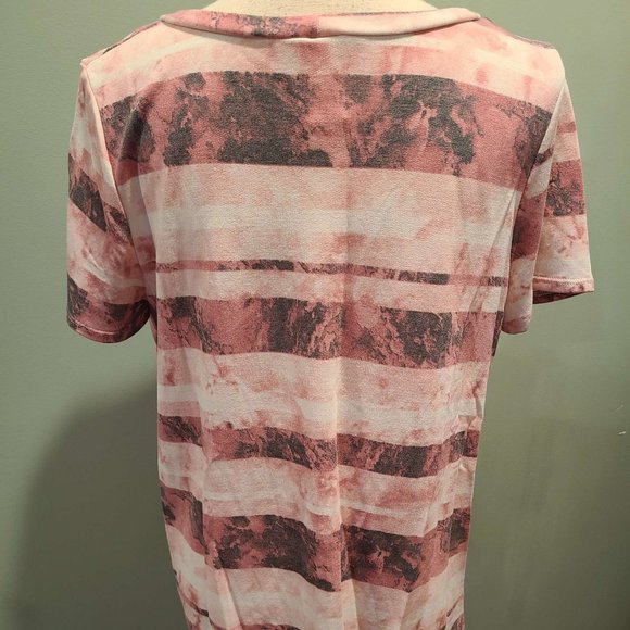NWOT Pink Lily Pink Striped Tie Dye Top - Picture 5 of 8